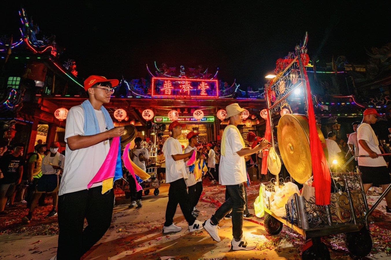 Lunar June 24th: The Puji Tang Guan Gong Procession